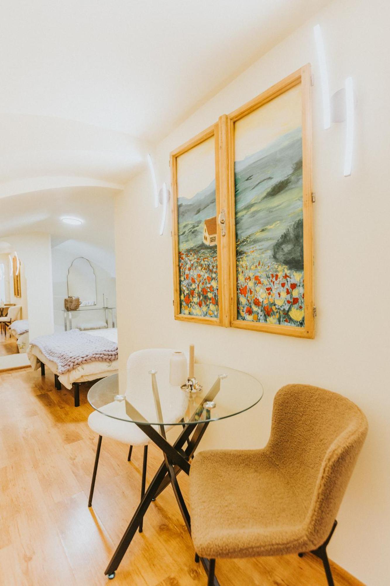 Locart -Cozy Downtown Apartment, Near Black Church With Free Wi-Fi Брашов Екстер'єр фото